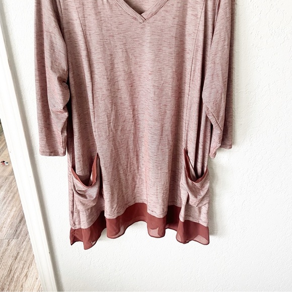 LOGO Lori Goldstein Shirt Women's 1X Striped Mixed Media Jersey Knit Pocket Tee - Picture 4 of 7